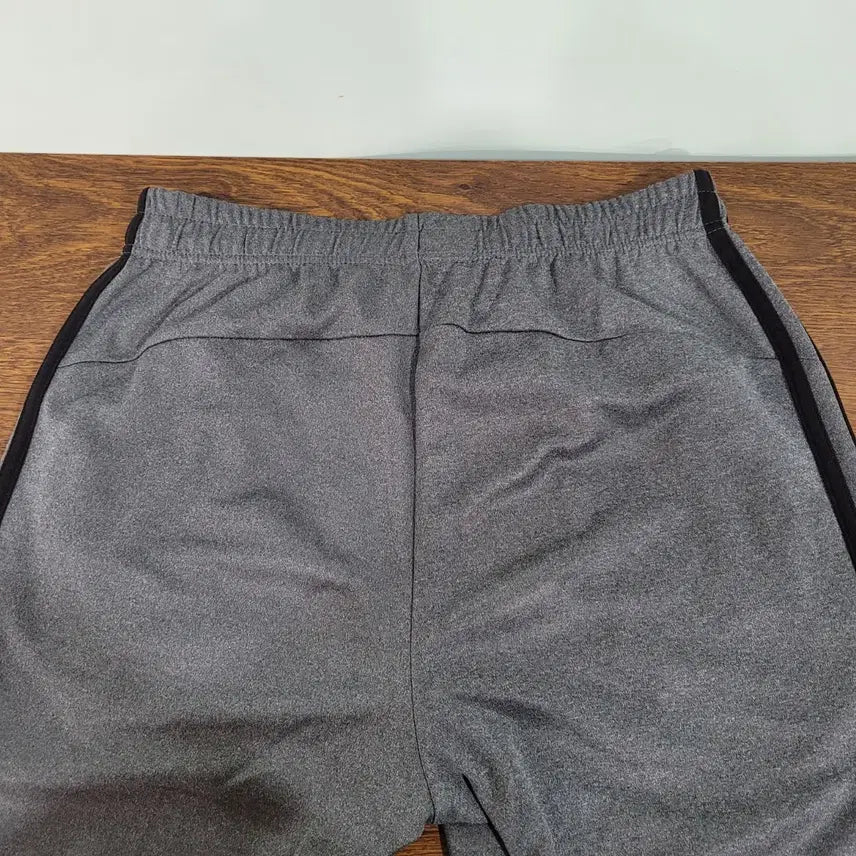 [BUNJANG] Adidas Three-Stripe 7/10 Training Shorts 95 / 아디다스 삼선 7부 트레이닝 반바지 95