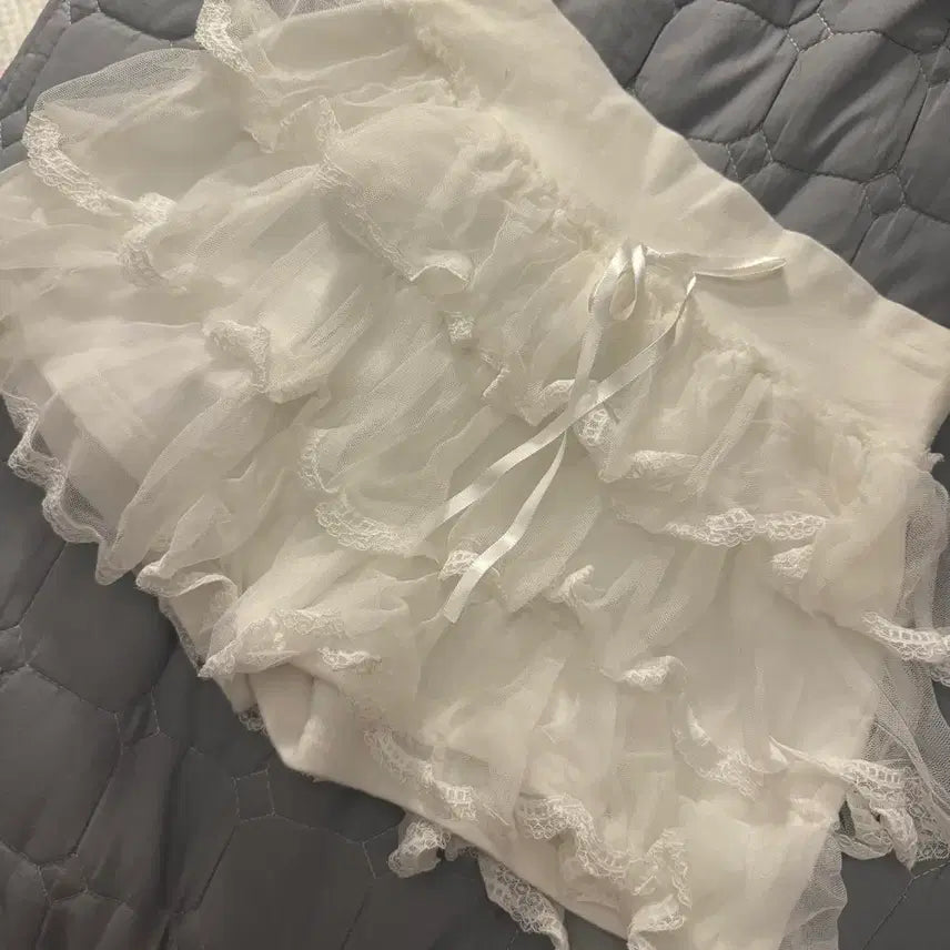 [BUNJANG] Dry Rose Tulle Skirt Pants - White / 실사o)드라이로즈 튜튜 스커트팬츠 화이트