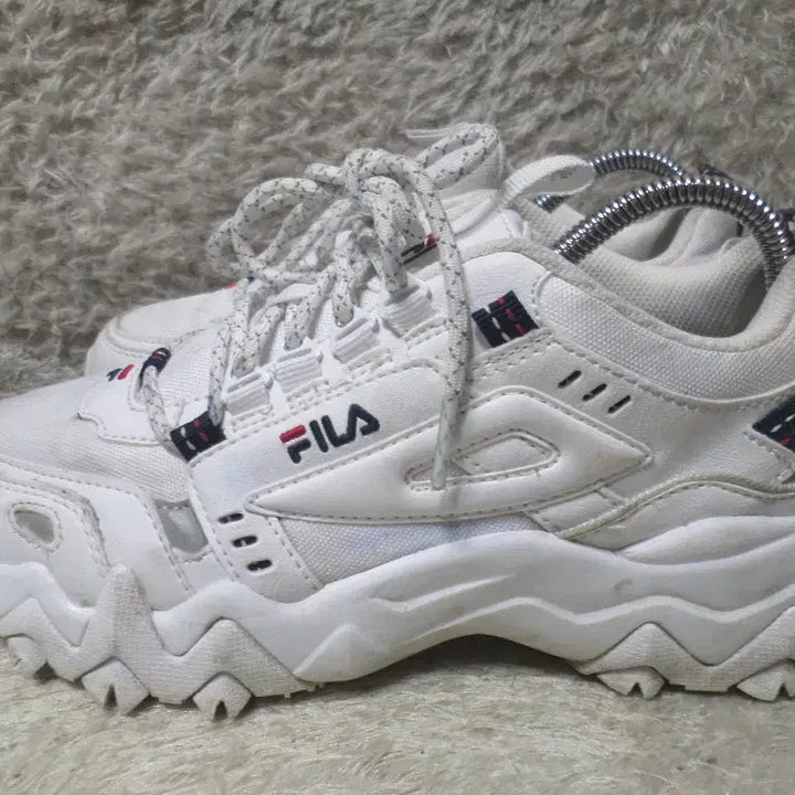 [BUNJANG] FILA Oakmont TR Sneakers White Used / 후루룩구제 240 휠라 오크먼트 tr 운동화 화이트 중고 신발