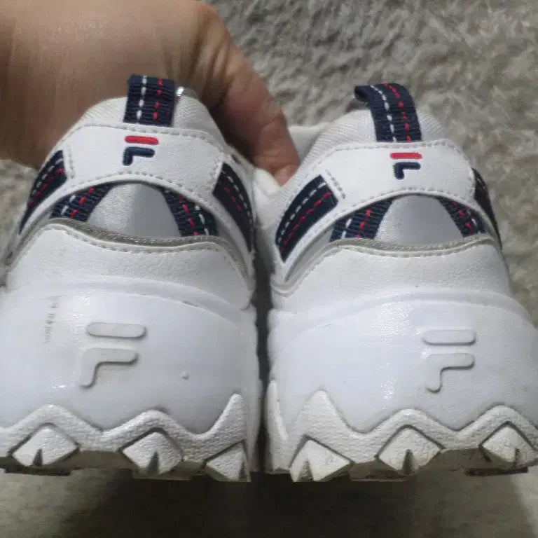 [BUNJANG] FILA Oakmont TR Sneakers White Used / 후루룩구제 240 휠라 오크먼트 tr 운동화 화이트 중고 신발