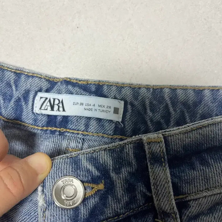 [BUNJANG] ZARA Denim Jeans / ZARA 데미지 청바지 EUR 36