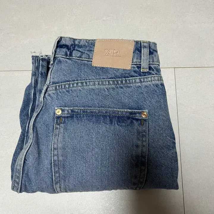 [BUNJANG] ZARA Denim Jeans / ZARA 데미지 청바지 EUR 36