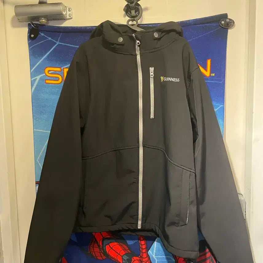 [BUNJANG] Guinness Black Windbreaker Jacket 105 / 기네스 블랙 바람막이 자켓 105