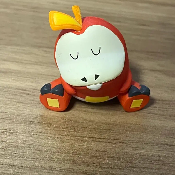 [SOLD OUT] 포켓몬스터 뜨아거 꾸벅 피규어