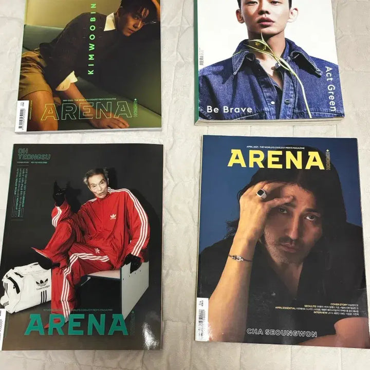 [BUNJANG] SEVENTEEN THE8 Magazine Bundle Set / 세븐틴 디에잇 잡지 일괄 양도
