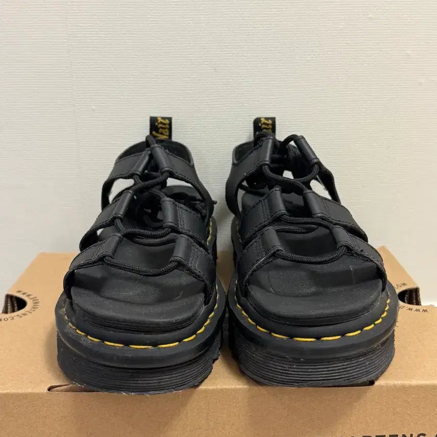 [BUNJANG] Dr. Martens Nartilla Sandals Black UK4 / 닥터마틴 나틸라 샌들 블랙 UK4 (235~240) 박스O