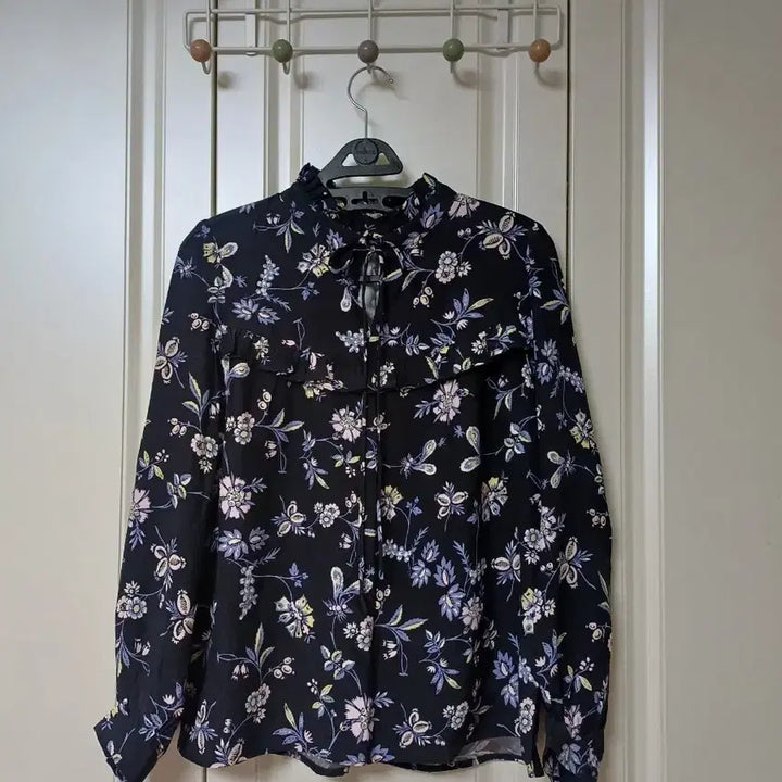 [BUNJANG] Renny Ron Silk Floral Blouse / 레니본 실크 블라우스,플라워 블라우스 S