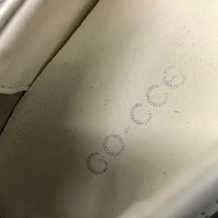 [BUNJANG] GO CCE Comfort Slip-on Sneakers (235) / GO CCE 고세 컴포트화 슬립온 스니커즈-(235)거의 새것에 가깝습니