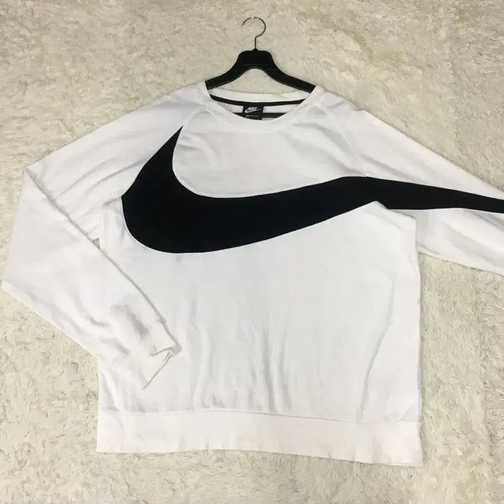 [BUNJANG] Nike Big Swoosh Sweatshirt / 나이키 빅스우시 맨투맨 만원샵 CC09