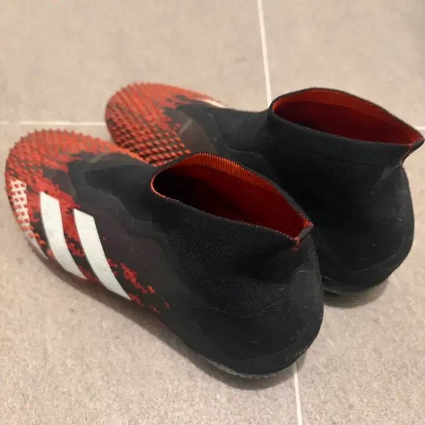 [BUNJANG] Adidas Predator Soccer Cleats 235 / 아디다스 프레데터 축구화 235