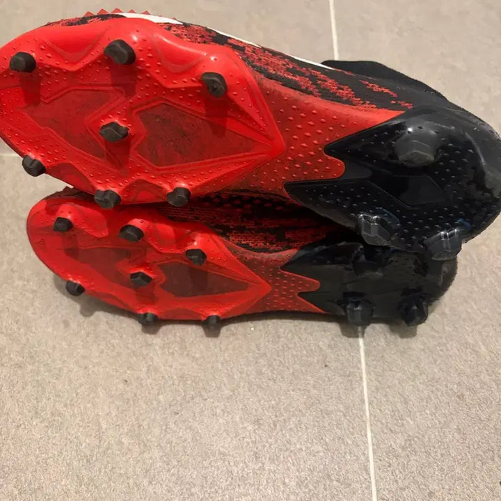 [BUNJANG] Adidas Predator Soccer Cleats 235 / 아디다스 프레데터 축구화 235