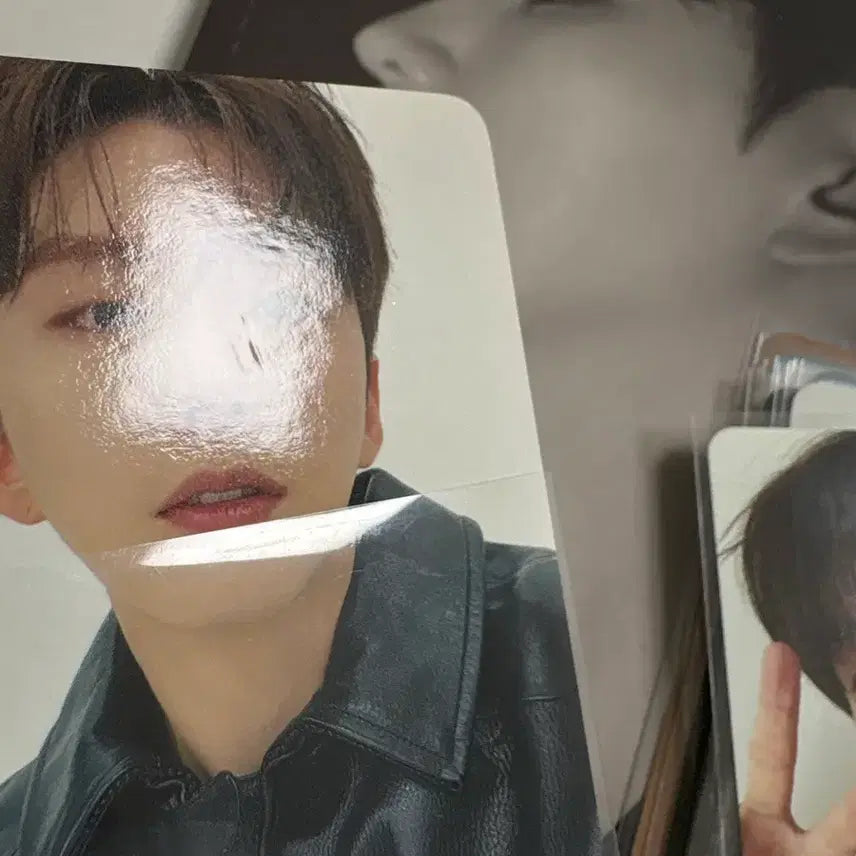 [BUNJANG] MONSTA X Kihyun November Moment Photobook Bundle Set / 몬스타엑스 기현 11월을담은순간 포토북,포카 13장,엽서 두 장 일괄양도