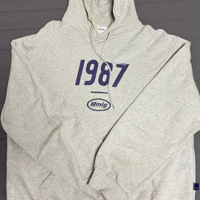[BUNJANG] Mmlg 1987 Hoodie Gray / Mmlg 1987 후드티 M 회색 판매합니다.