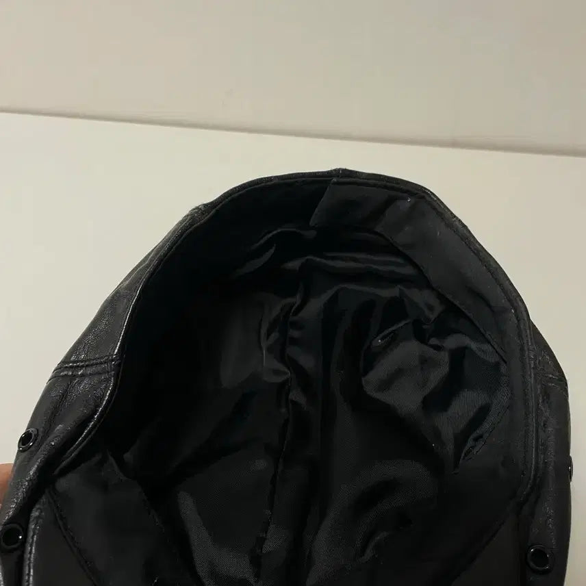 [BUNJANG] Black Leather Hunting Cap / 블랙 레더 가죽 헌팅캡 모자
