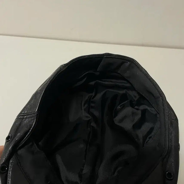 [BUNJANG] Black Leather Hunting Cap / 블랙 레더 가죽 헌팅캡 모자