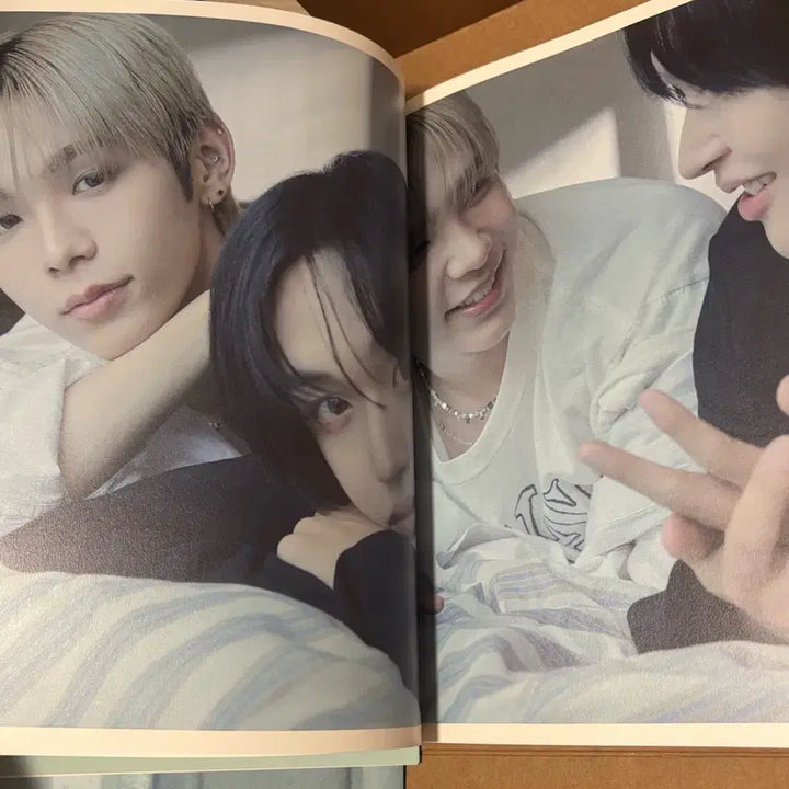 [BUNJANG] RIIZE Dicon Magazine Shotaro A Version Bundle Set / 라이즈 디아이콘 잡지+캘린더+스크래치 포토카드 쇼타로 A버전