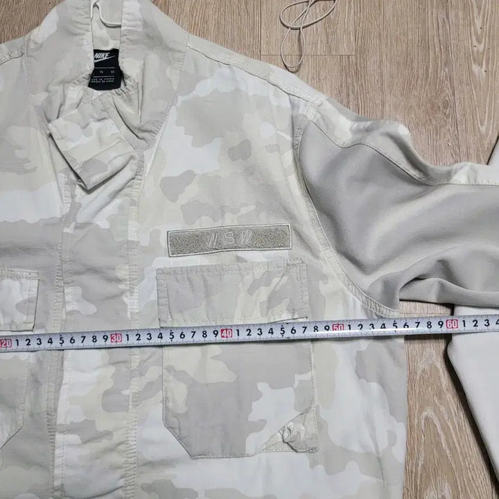 [BUNJANG] Nike Camo Military Jacket / 나이키 카모 스우시 밀리터리 자켓