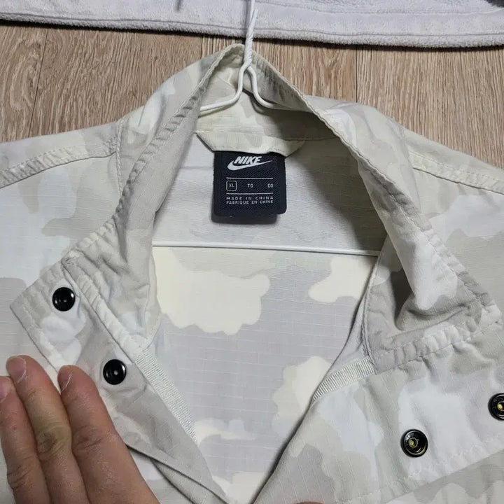 [BUNJANG] Nike Camo Military Jacket / 나이키 카모 스우시 밀리터리 자켓