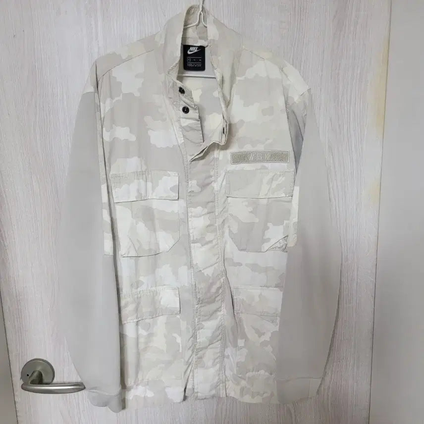[BUNJANG] Nike Camo Military Jacket / 나이키 카모 스우시 밀리터리 자켓