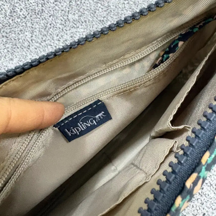 [BUNJANG] Kipling Gabbie Crossbody Bag / 키플링 가비 크로스백 0304J