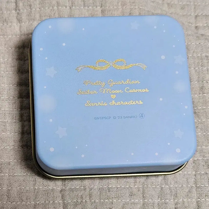 [BUNJANG] Sanrio x Sailor Moon Collaboration Tin Case &amp; Memo Pad Set Cinnamonroll x Mercury / 산리오X세일러문 콜라보 틴케이스 메모지 세트 시나모롤x머큐리
