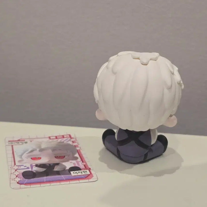 [BUNJANG] Goedamchulgeun Lee Jaheon Figure / 괴담출근 괴출 이자헌 모두앉아 피규어