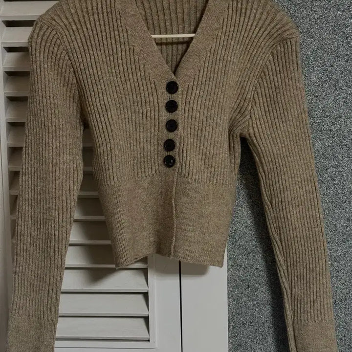 [SOLD OUT] 베이지 골지 니트 가디건