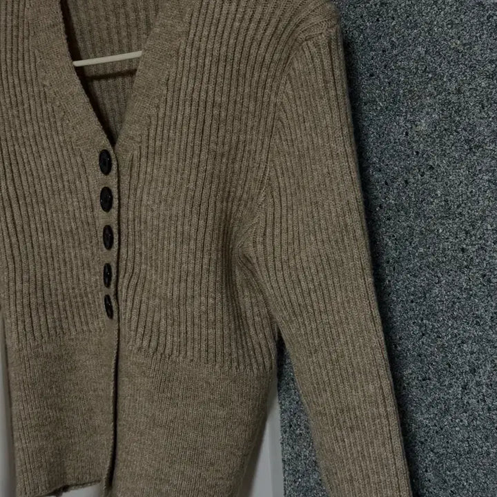 [SOLD OUT] 베이지 골지 니트 가디건