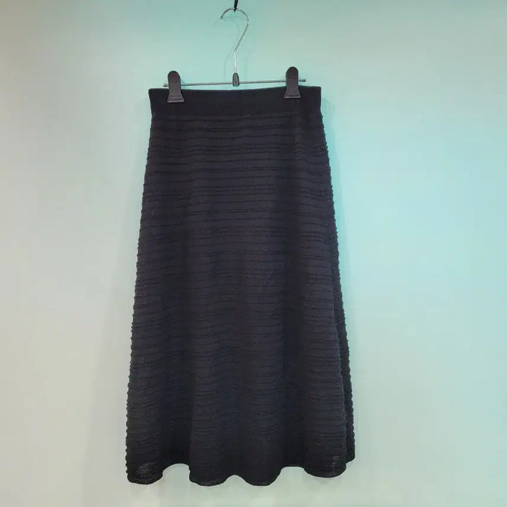 [BUNJANG] 8 Seconds Rayon Blend Knit Banding Skirt 28 / 에잇세컨즈 레이온 혼방 니트 밴딩 스커트 28