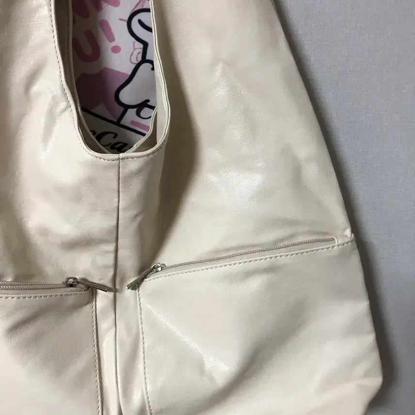 [BUNJANG] Ivory Leather Two-Way Shoulder Bag / 새상품 아이보리 레더 가죽 보부상 투웨이 숄더백