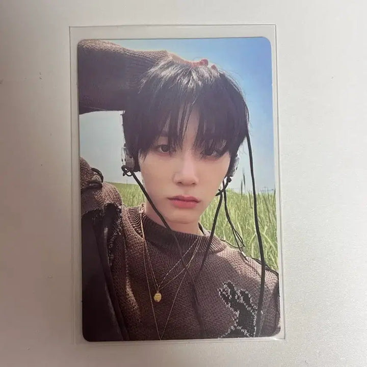 [BUNJANG] TaeSan WHY Moody Version Photocard / 태산 WHY MOODY버전 포카 양도