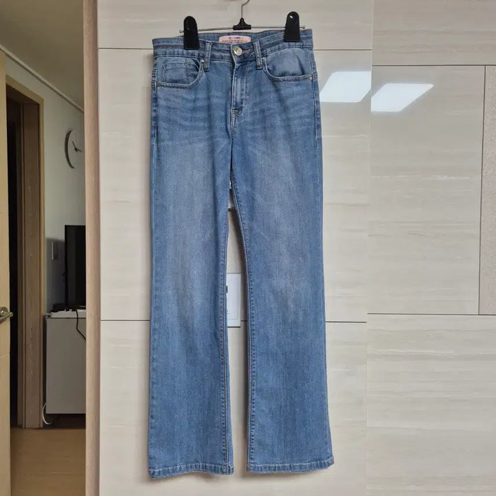 [BUNJANG] BLACKEY Straight Fit Denim Pants / BLACKEY  일자핏 데님 25인치