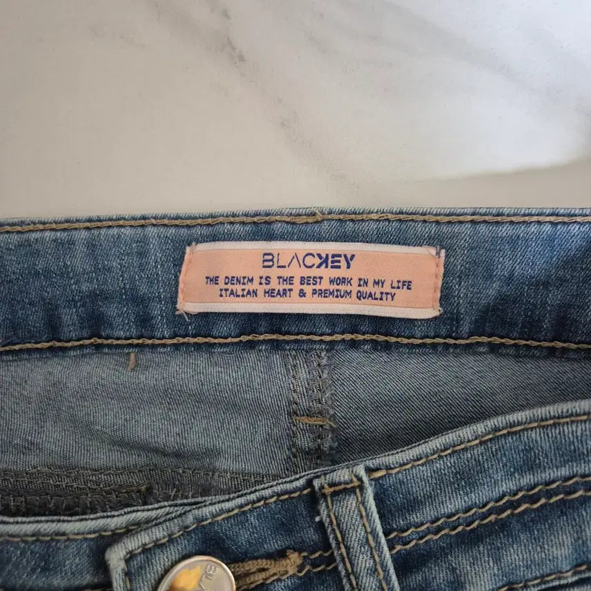 [BUNJANG] BLACKEY Straight Fit Denim Pants / BLACKEY  일자핏 데님 25인치