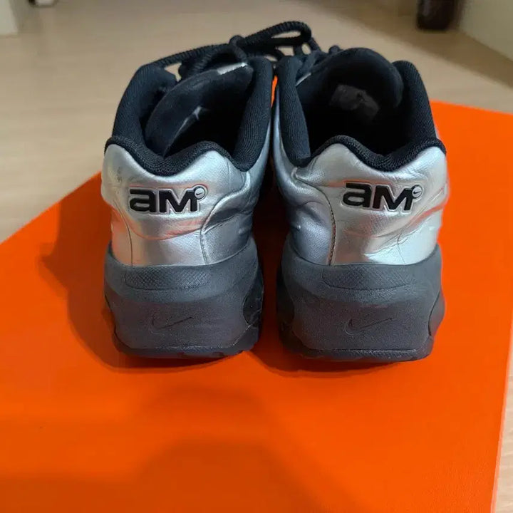 [BUNJANG] Nike Air Max Muse Black &amp; Metallic Silver / 나이키 에어맥스 뮤즈 블랙 앤 메탈릭 실버