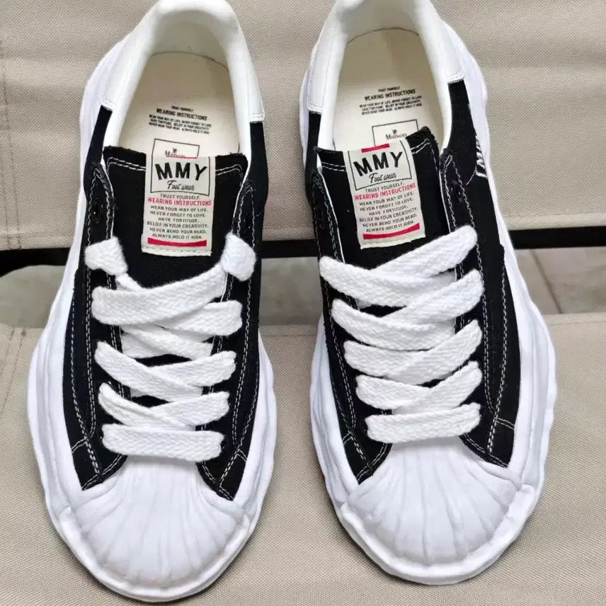 [BUNJANG] Maison Mihara Yasuhiro Blakey OG Canvas Low-Top Sneakers / 메종 미하라 야스히로 블레이키 OG 솔 캔버스 로우탑 스니커즈 블랙 화이
