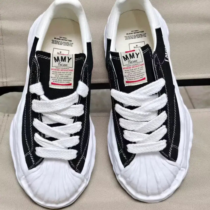 [BUNJANG] Maison Mihara Yasuhiro Blakey OG Canvas Low-Top Sneakers / 메종 미하라 야스히로 블레이키 OG 솔 캔버스 로우탑 스니커즈 블랙 화이