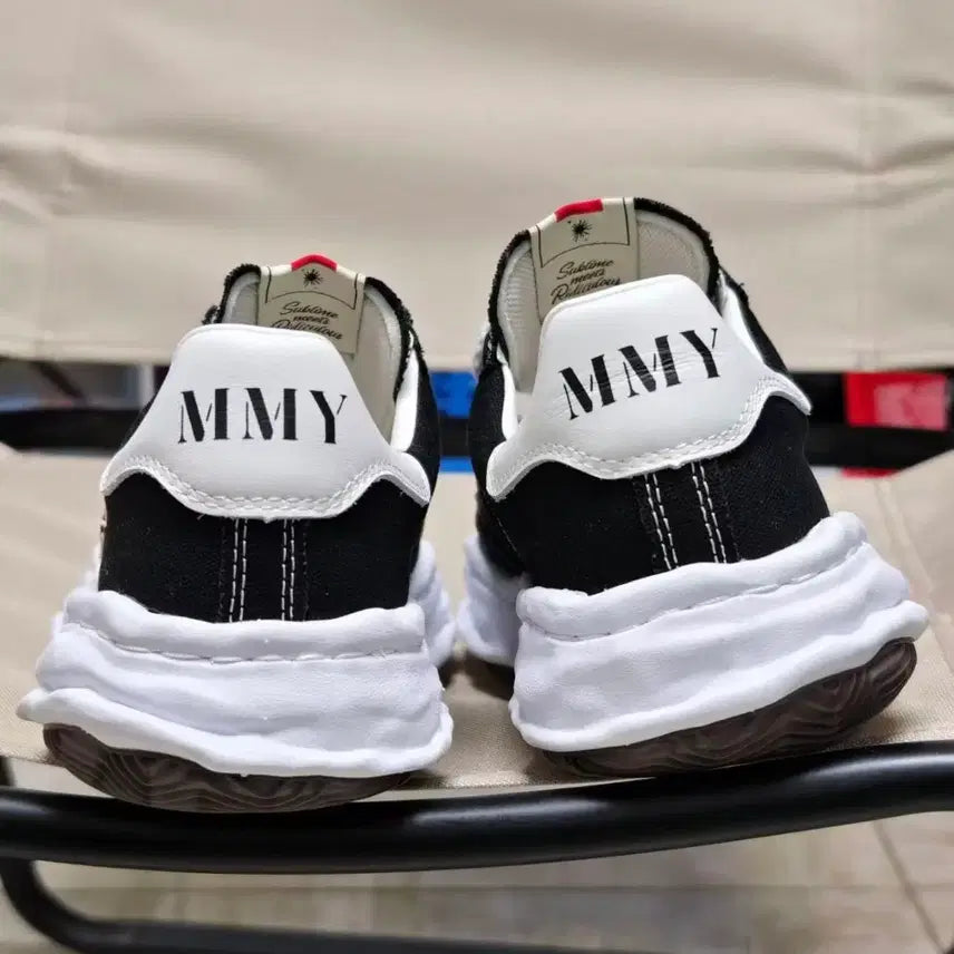 [BUNJANG] Maison Mihara Yasuhiro Blakey OG Canvas Low-Top Sneakers / 메종 미하라 야스히로 블레이키 OG 솔 캔버스 로우탑 스니커즈 블랙 화이