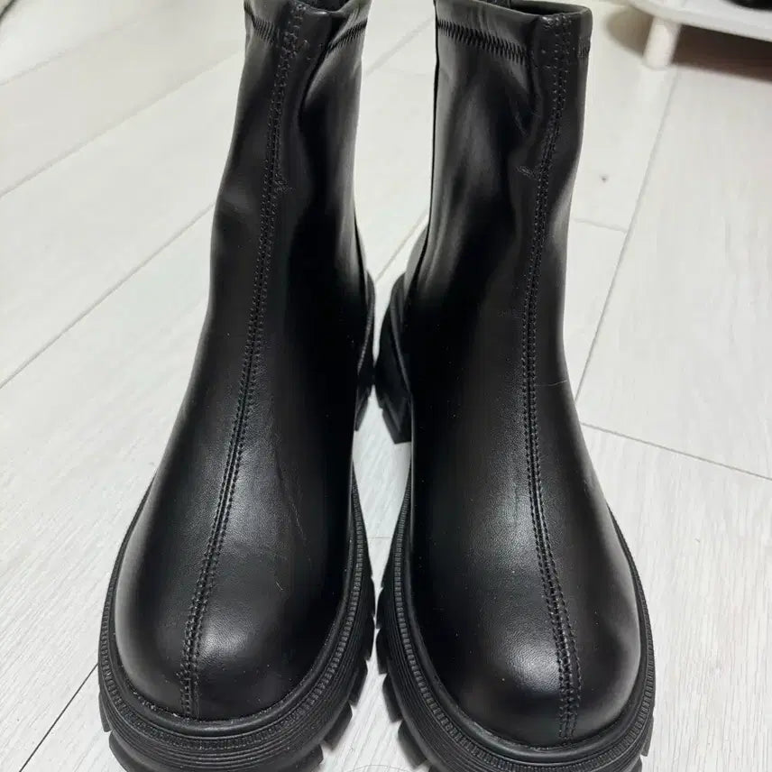 [SOLD OUT] (새상품)블랙 첼시부츠250mm