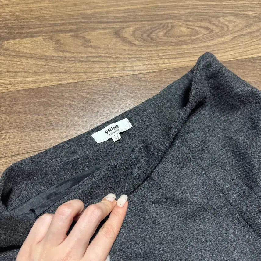 [BUNJANG] Enchant Me Wool Slit Skirt Charcoal M / 인챈트미 히든 울 슬릿 스커트 차콜 M