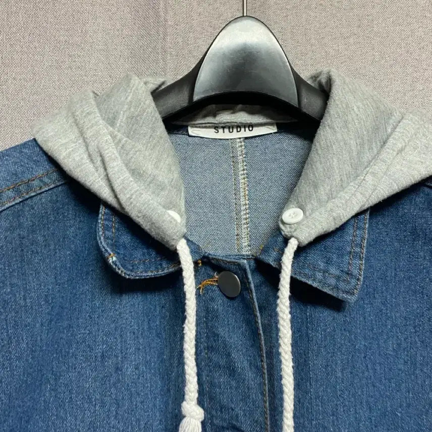 [BUNJANG] No Brand Detachable Hood Denim Jacket (Size 55 Recommended) / [노브랜드 ] 후드 탈부착 데님 자켓 (55추천)