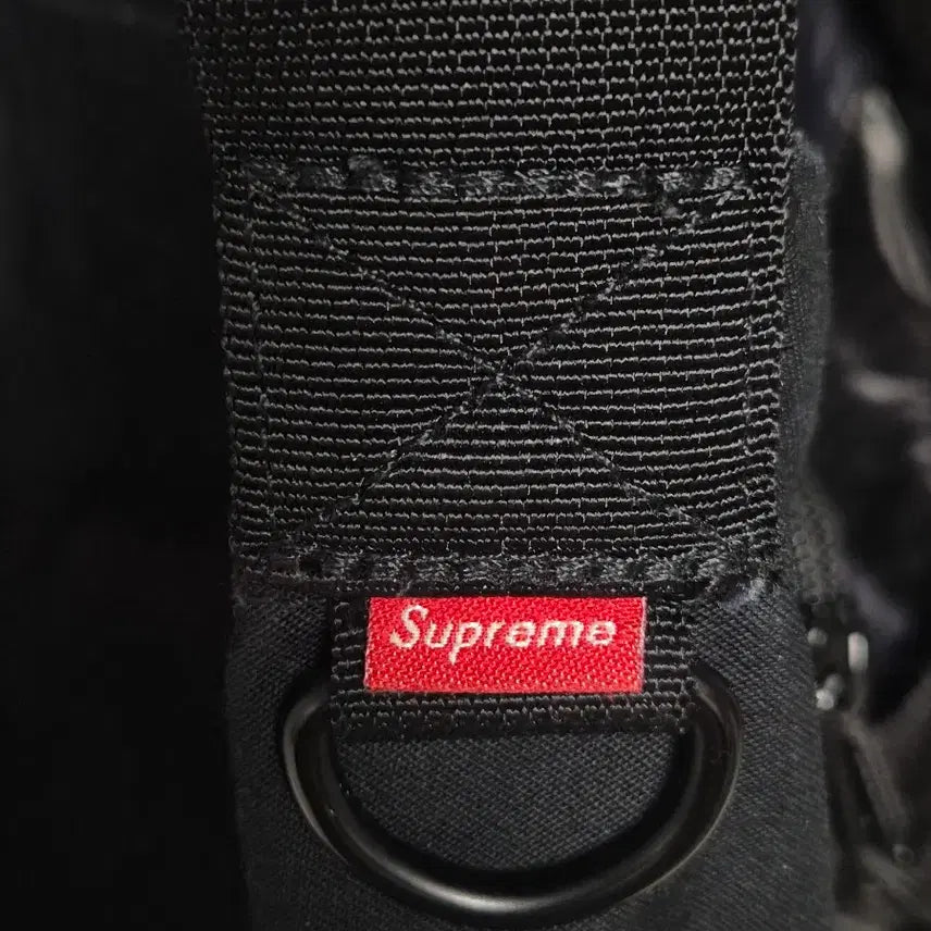 [BUNJANG] Supreme 23SS Messenger Bag / 슈프림 23SS 메신저백 100%정품
