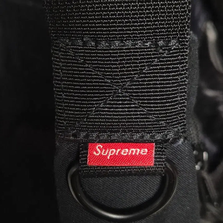 [BUNJANG] Supreme 23SS Messenger Bag / 슈프림 23SS 메신저백 100%정품