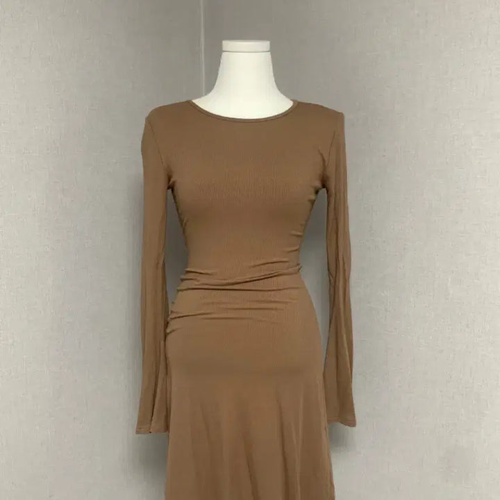 [BUNJANG] Imported Back Slit Ribbon Flare Dress / 수입의류) 백트임 리본 플레어 원피스