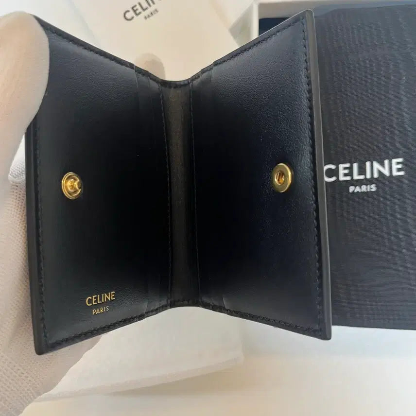 [BUNJANG] Celine Triomphe Bi-fold Card Wallet / [새상품급/정품]셀린느 바이폴드 카드 지갑 트리오페 공홈