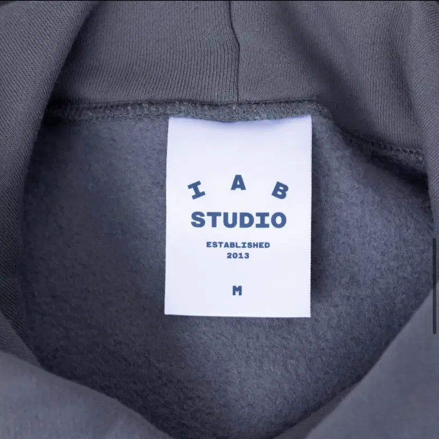 [BUNJANG] IAB Studio Patch Hoodie Gray M / M (새상품) 아이앱 스튜디오 아이앱 패치 후디 그레이