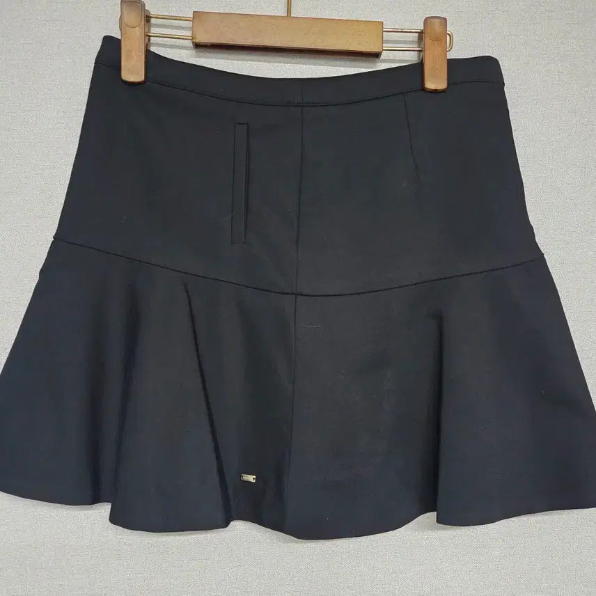 [BUNJANG] Tommy Hilfiger Flare Skirt / [타미힐피거] 플레어 스커트 4 (55반-66)