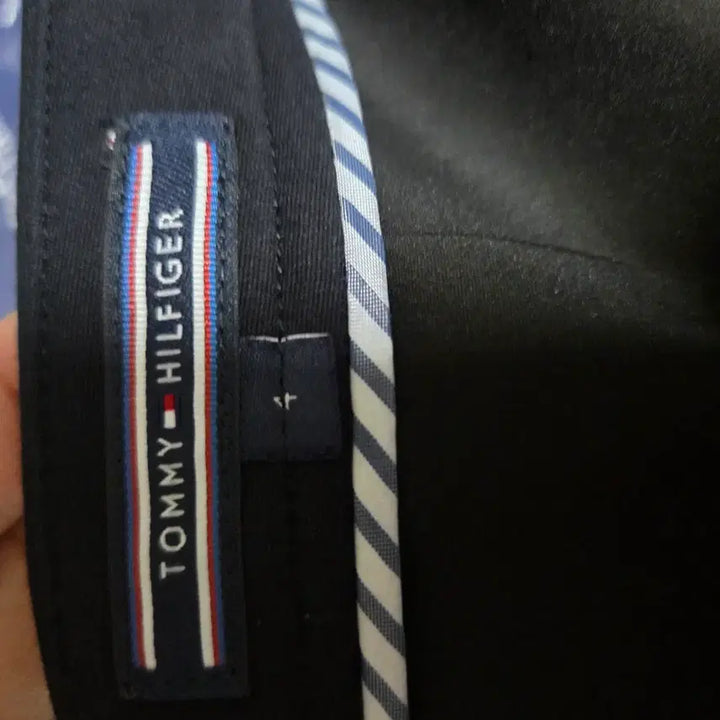 [BUNJANG] Tommy Hilfiger Flare Skirt / [타미힐피거] 플레어 스커트 4 (55반-66)