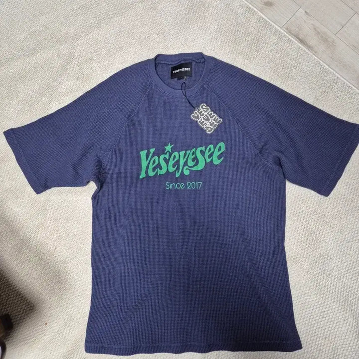 [BUNJANG] YesEyeSee Waffle Short Sleeve T-shirt (Navy) / 예스아이씨 와플 반팔 티셔츠 네이비 새제품