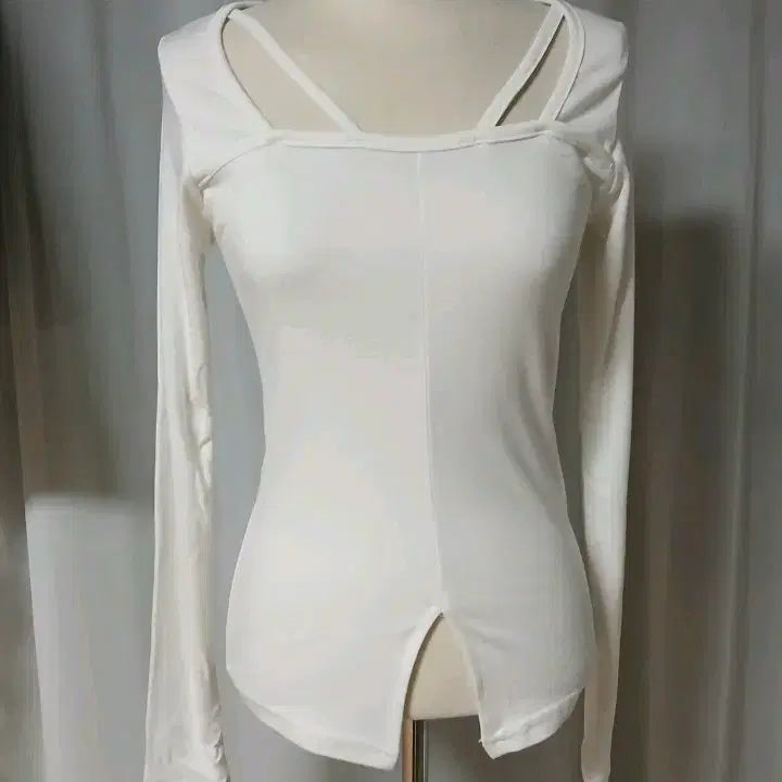 [BUNJANG] White Shoulder Strap Long Sleeve T-shirt / 화이트 숄더 스트랩 긴팔 티셔츠