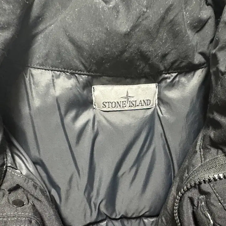 [BUNJANG] Stone Island Garment Dyed Crinkle Reps 24FW Jacket / 스톤 아일랜드 가먼트 다이드 블랙 크링클랩스 24fw xxl 판매합니다.